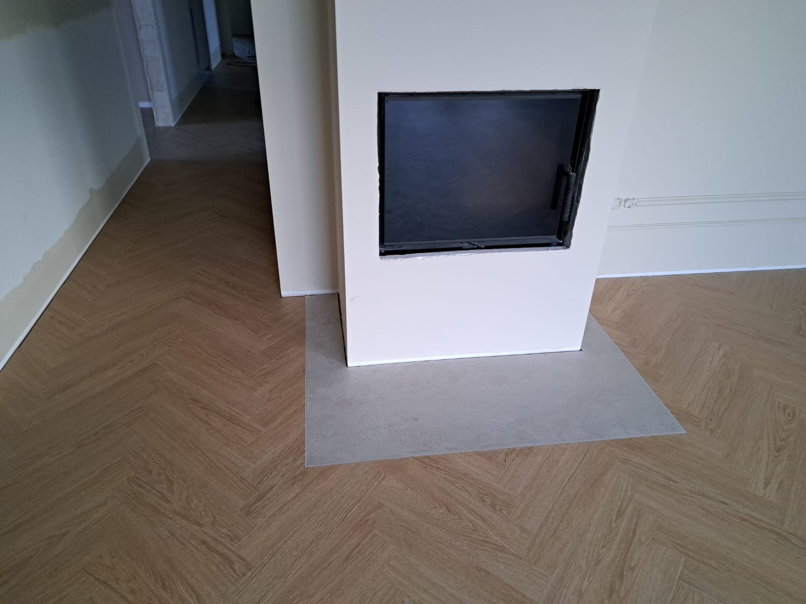 Panele wodoodporne w jodełkę Berry Alloc Bloom Sand Natural Chateau Zielona Góra